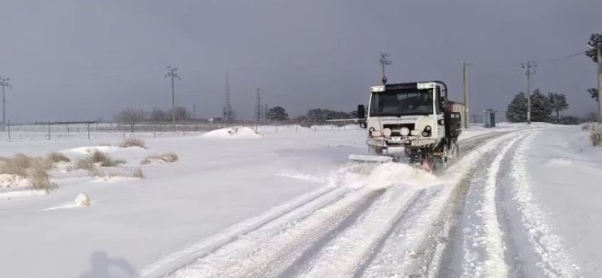 Bursa'nın yüksek kesimlerinde kar nöbeti