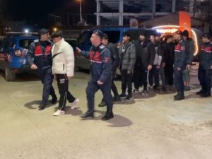 Bursa'da 9 kaçak göçmen yakalandı