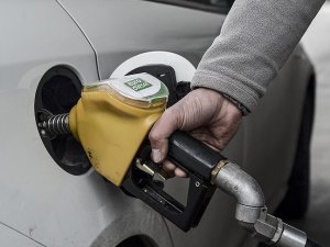 Araç sahiplerine kötü haber! Akaryakıtta tabela değişti!