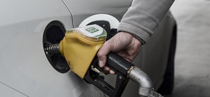 Araç sahiplerine kötü haber! Akaryakıtta tabela değişti!