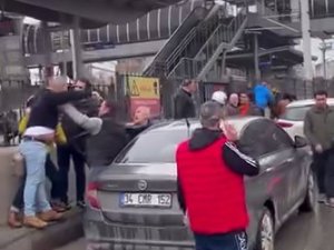 Bursa'da kaza sonrası kavga!