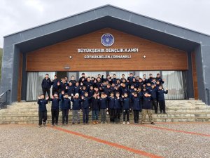 Bursa'da doğayla iç içe yarıyıl tatili kampı