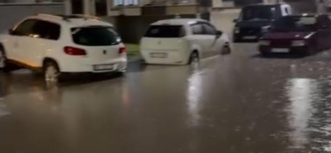 Bursa'da sağanak hayatı felç etti!
