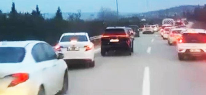 Bursa'da yoğun trafikte, fermuar sistemi takdir topladı
