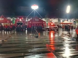 6 Şubat'ın sessiz çığlığı Bursa'da yankılandı