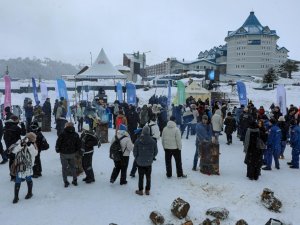 Uludağ zirvesinde gençlik buluşması