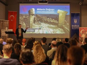 İnsanlık tarihi Bursa'da masaya yatırıldı