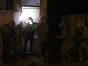 Bursa'da helikopter destekli dev uyuşturucu operasyonu! 84 tutuklama