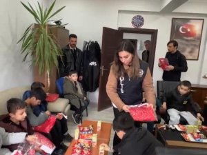 Bursa'da polisten çocuklara yönelik sosyal farkındalık etkinliği