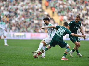 Bursaspor Kırklarelispor’u farklı geçti