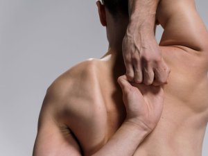 Vücutta en hızlı yaşlanan organ omurga