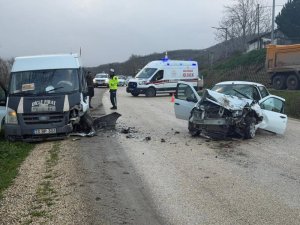 Bursa'daki kaza güvenlik kamerasında