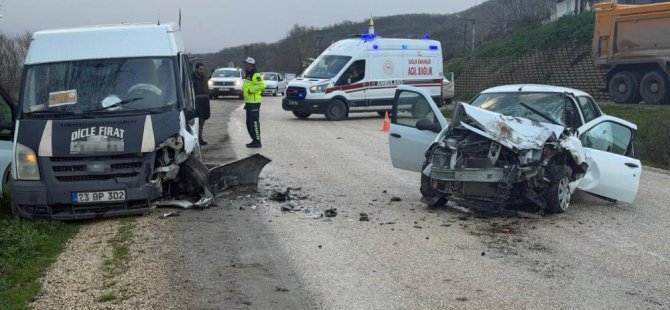 Bursa'daki kaza güvenlik kamerasında