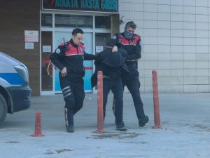 Bursa’da iki ayrı suçtan aranıyordu, yakalandı