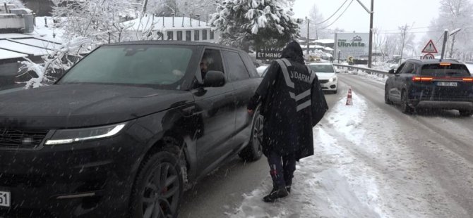 Uludağ'a çıkanlara jandarma izin vermedi