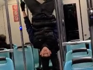 Bursaray'da tuhaf görüntüler! Vatandaşları rahatsız ettiler