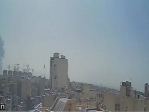 İsrail İran'a saldırı başlattı! ABD'de vuruyor...