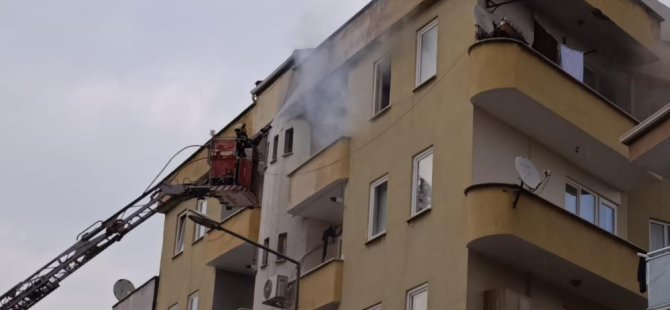 Bursa'da yemek yaparken evi yaktı