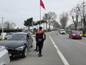 Bursa'da polis ekipleri göz açtırmıyor