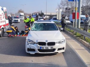 Bursa'da otomobilin çarptığı yaya hastanelik oldu