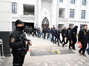 Bursa'da milyonluk çağrı merkezi vurgununa18 tutuklama