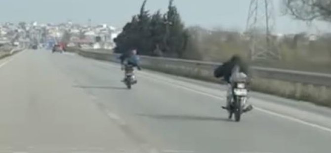 Bursa'da motor üstünde ölümüne yolculuk