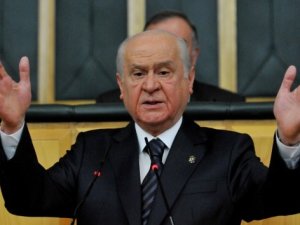 MHP lideri Bahçeli Afganistan’daki Türkmen çocuklara bayramlık gönderdi