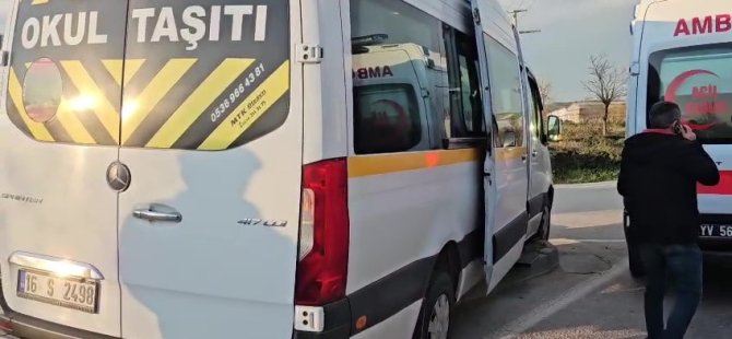 Bursa'da servis şoförü direksiyonda fenalaştı! Aracı kaldırıma çıkıp durabildi