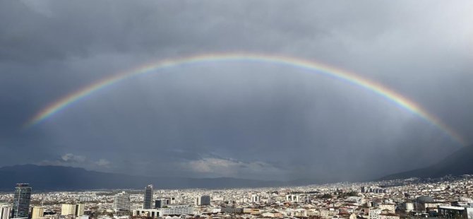 Bursa'da gökkuşağı şöleni yaşandı