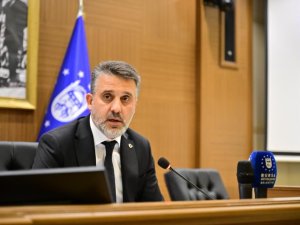 Bursa Büyükşehir'in başkanvekili Şahin Biba oldu