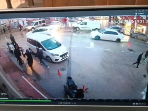 Bursa'da trafikte bıçaklı kavga 180 bin TL'ye mal oldu