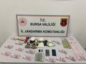 Bursa’da uyuşturucu tacirlerine darbe!