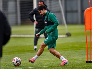 Bursaspor’da şampiyonluk maçına hazırlanıyor