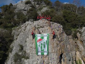 Şampiyon Bursaspor'un bayrağını zirvede dalgalandırdılar