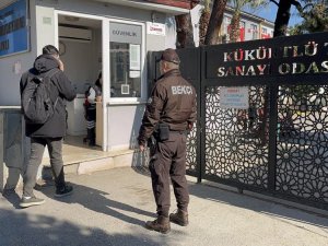 Bursa'da her okula bekçi ve polis