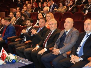 BUÜ’de Türkçenin geleceği konuşuldu