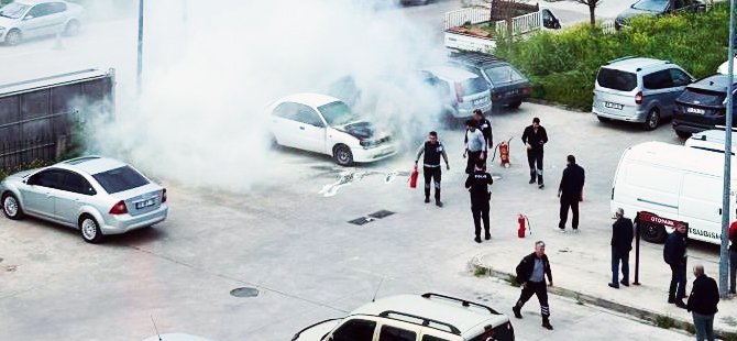 Bursa'da hastane otoparkında büyük panik! Bir anda alev topuna döndü