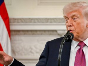 Trump'tan İran açıklaması: "Anlaşma yapmak için can atıyorlar"