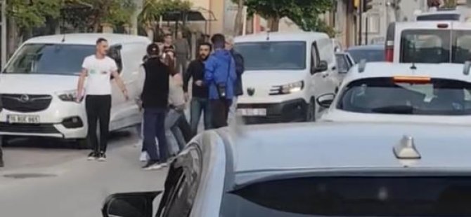 Bursa'da trafikte döner bıçaklı kavga