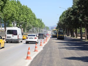 İstanbul Yolu'nda hummalı asfalt çalışması