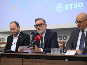 E-ticaret hacmi 4,5 trilyon lirayı aştı