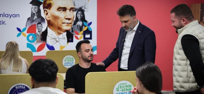 Başkan Vekili Biba öğrencilerle bir araya geldi