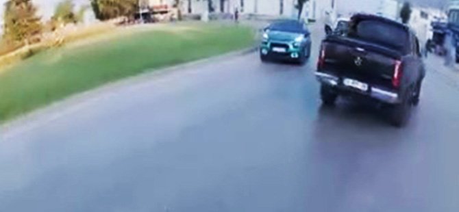 Bursa'da tersten ilerleyen araç kamerada