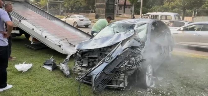 Bursa'da takla atan araçtan sağ çıktılar
