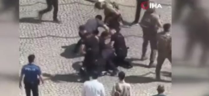 Bursa’da adliye önünde ortalık savaş alanına döndü