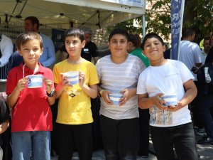 Aşure bereketi Yenişehir'e taşındı