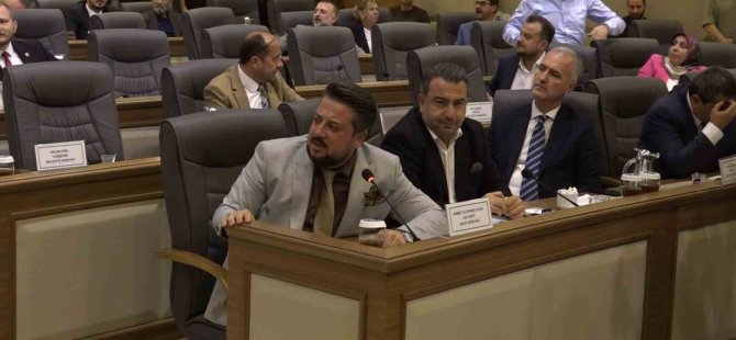 Bursa Büyükşehir Meclisi’nde tansiyon yükseldi