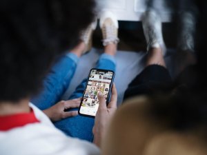 “Dijital obezite” alarmı! Sürekli kaydırıyoruz ama çok azını hatırlıyoruz...
