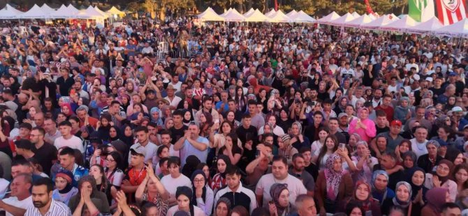 75 Bin Kişi Kocayayla'da Buluştu
