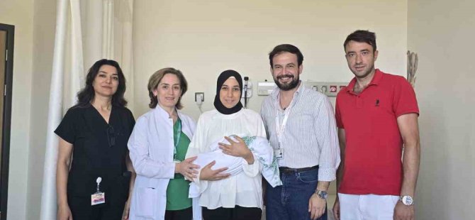 Bursa'da Anne Karnında Başarı!